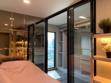 ปล่อย!เช่าKnightsbridge Space Rama9  2 ห้องนอน 1 ห้องน้ำ 44ตรม. เพียง 45,000บาท/เดือน  เฟอร์นิเจอร์ครบพร้อมเข้าอยู่