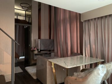 ปล่อย!เช่าKnightsbridge Space Rama9  2 ห้องนอน 1 ห้องน้ำ 44ตรม. เพียง 45,000บาท/เดือน  เฟอร์นิเจอร์ครบพร้อมเข้าอยู่