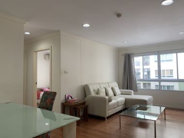 ปล่อยเช่า Lumpini Suite Sukhumvit 41 ในราคาเช่าเพียง 30,000บาท/เดือน 2 ห้องนอน 1 ห้องน้ำ 70ตรม.  เฟอร์นิเจอร์ครบพร้อมเข้าอยู่