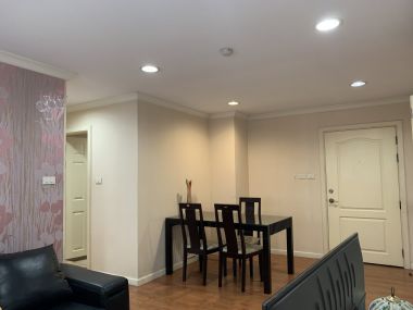 ปล่อยเช่า Lumpini Suite Sukhumvit 41 ในราคาเช่าเพียง 28,000บาท/เดือน 2 ห้องนอน 2 ห้องน้ำ 60ตรม.  เฟอร์นิเจอร์ครบพร้อมเข้าอยู่
