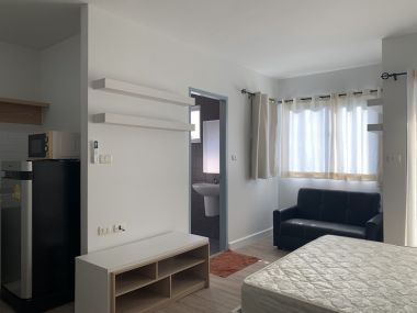 ปล่อยเช่า My Condo Sukhumvit 52 ในราคาเช่าเพียง 8,500 บาท/เดือน Studio 1 ห้องน้ำ 25ตรม.  เฟอร์นิเจอร์ครบพร้อมเข้าอยู่
