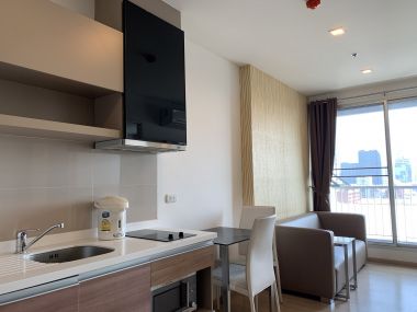 For sale and rent at Rhythum Sukhumvit 50 1 Bedroom 1 Bathroom 17,000THB/month 4,850,000 All include Fully furnished code 2931