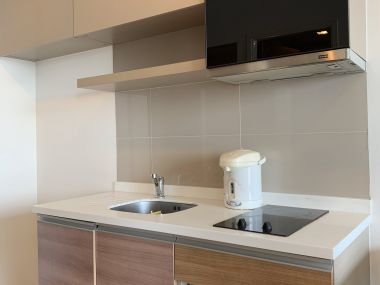 For sale and rent at Rhythum Sukhumvit 50 1 Bedroom 1 Bathroom 17,000THB/month 4,850,000 All include Fully furnished code 2931