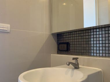 For sale and rent at Rhythum Sukhumvit 50 1 Bedroom 1 Bathroom 17,000THB/month 4,850,000 All include Fully furnished code 2931