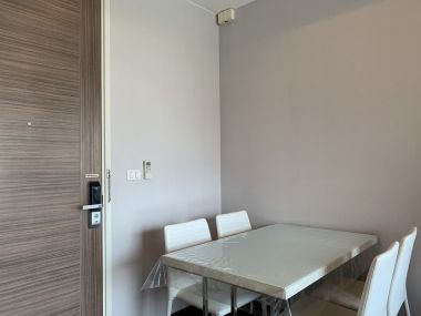 ปล่อยเช่า! Q ASOKE ในราคาเพียง 30,000 บาท/เดือน 2 ห้องนอน 1 ห้องน้ำ 46ตรม. ใกล้ MRT เพรชบุรี เฟอร์นิเจอร์ครบพร้อมเข้าอยู่ รหัส 2933