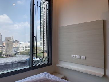 ปล่อยเช่า! Q ASOKE ในราคาเพียง 30,000 บาท/เดือน 2 ห้องนอน 1 ห้องน้ำ 46ตรม. ใกล้ MRT เพรชบุรี เฟอร์นิเจอร์ครบพร้อมเข้าอยู่ รหัส 2933