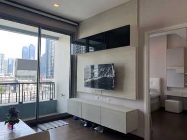 ปล่อยเช่า! Q Asoke ในราคาเพียง 29,000 บาท/เดือน 1 ห้องนอน 1 ห้องน้ำ 45ตรม. ใกล้ MRT เพรชบุรีเฟอร์นิเจอร์ครบพร้อมเข้าอยู่ รหัส 2934