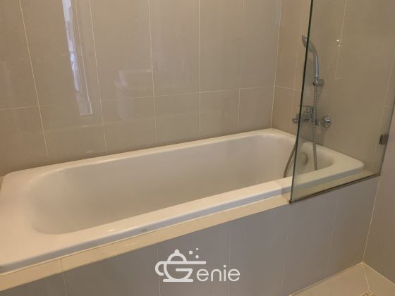 For rent at Q Asoke 1 Bedroom 1 Bathroom 29,000THB/month Fully furnished code 2934