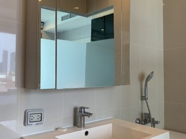 ปล่อยเช่า! Q ASOKE ในราคาเพียง 40,00บาท/เดือน 2 ห้องนอน 2 ห้องน้ำ 65ตรม. ใกล้ MRT เพรชบุรี เฟอร์นิเจอร์ครบพร้อมเข้าอยู่ รหัส 2935