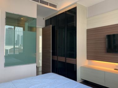 ปล่อยเช่า! Q ASOKE ในราคาเพียง 40,00บาท/เดือน 2 ห้องนอน 2 ห้องน้ำ 65ตรม. ใกล้ MRT เพรชบุรี เฟอร์นิเจอร์ครบพร้อมเข้าอยู่ รหัส 2935