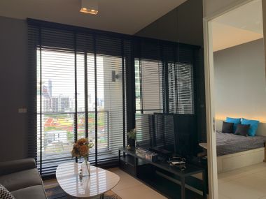 ปล่อยเช่า The Lofts Ekkamai 25,000  บาท   1 ห้องนอน 1 ห้องน้ำ ขนาด 35 ตร.ม. ใกล้ BTS เอกมัย รหัส 2949