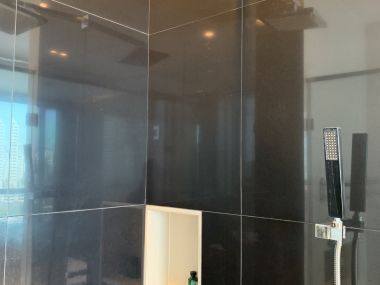 ปล่อยเช่า ! The Address Sukhumvit 28  65,0000 บาท/เดือน  2 Bedroom  2 ห้องน้ำ ขนาด 74 ตร.ม. ใกล้  BTS พร้อมพงษ์ รหัส 2965