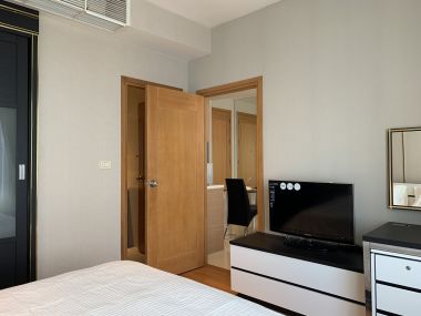 ปล่อยขาย/เช่า ! TCondo Emporio Sukhumvit 24  8,900,000 /ค่าโอน คนละครึ่ง 40,000 บาท/เดือน  1 Bedroom  1 ห้องน้ำ ขนาด 48.42 ตร.ม. ใกล้  BTS พร้อมพงษ์ รหัส 2968