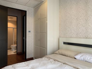 For Rent ! at The Address Chidlom  48,000  THB /month  2 Bedroom 2 Bathroom  81.8 Sqm.  Code 2972