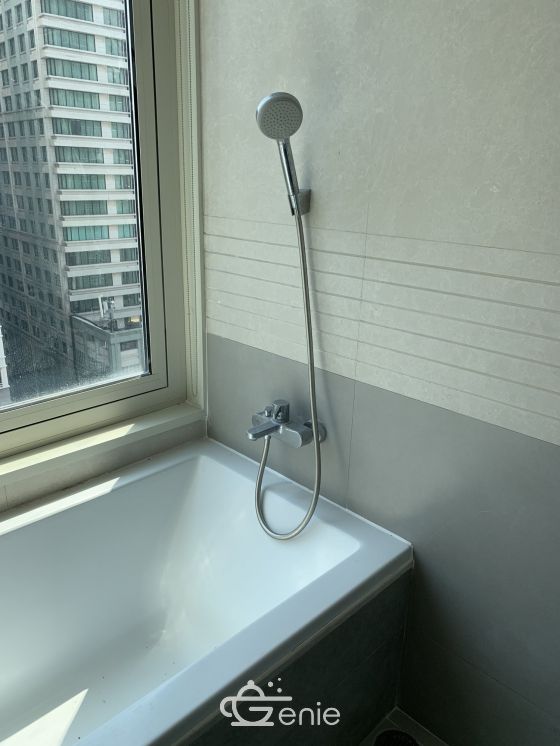 For Rent ! at Q Langsuan 100,000 THB /month 2 Bedroom 2 Bathroom 106.31 Sqm. Code 2973