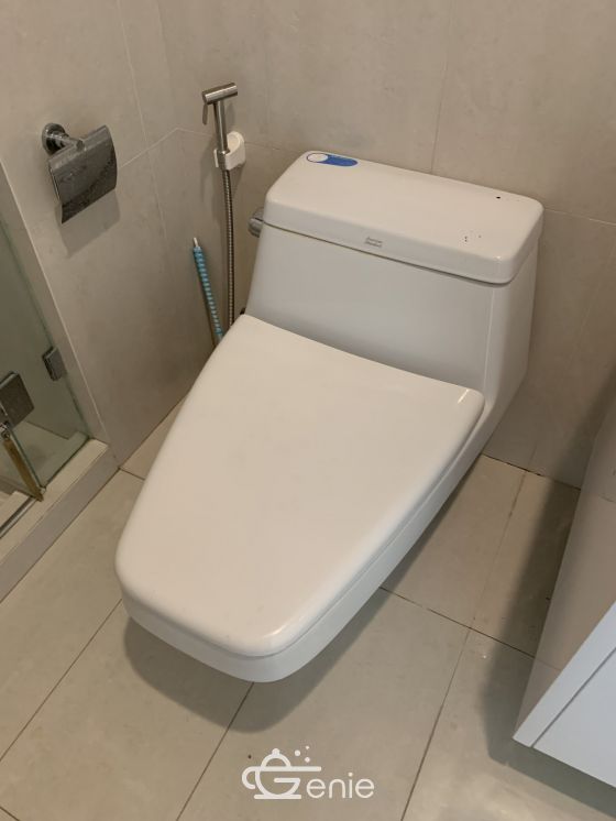 For Rent ! at Q Langsuan 100,000 THB /month 2 Bedroom 2 Bathroom 106.31 Sqm. Code 2973