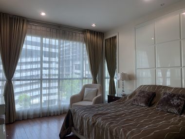 For Rent/Sale! at The Address Chidlom 11,800,000 (negotiable)  Transfer fee 50/50  40,000 THB/Month 1 Bedroom 1 Bathroom 57 Sqm. Fully furnished Code 2974