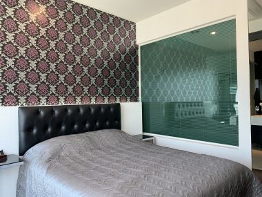 For Rent/Sale! at The Address Chidlom 10,400,000  Transfer fee 50/50  35,000 THB/Month 1 Bedroom 1 Bathroom 56.75 Sqm. Fully furnished Code 2975