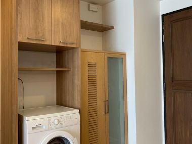 For Rent ! at The Alcove Sukhumvit 49  25,000  THB /month  1 Bedroom 1 Bathroom  50.4 Sqm.  Code 2976