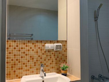 For Rent ! at The Alcove Sukhumvit 49  25,000  THB /month  1 Bedroom 1 Bathroom  50.4 Sqm.  Code 2976