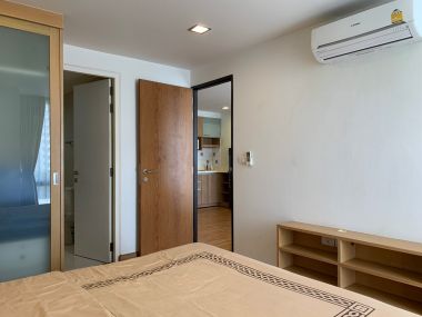For Rent ! at The Alcove Sukhumvit 49  25,000  THB /month  1 Bedroom 1 Bathroom  50.4 Sqm.  Code 2976