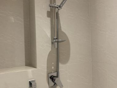 For Sale!/ renting V Tara Sukhumvit 36, selling only 8,500,000 baht / half transfer fee / and renting 30,000 baht / month code 2978