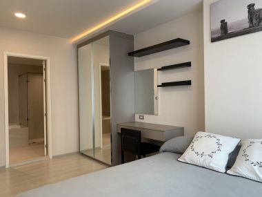 For Sale!/ renting V Tara Sukhumvit 36, selling only 8,500,000 baht / half transfer fee / and renting 30,000 baht / month code 2978