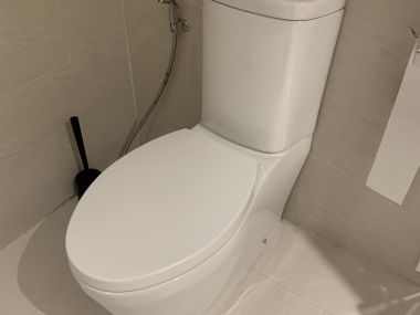 For Sale!/ renting V Tara Sukhumvit 36, selling only 8,500,000 baht / half transfer fee / and renting 30,000 baht / month code 2978