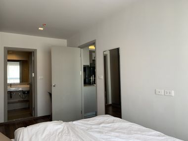 For sale/rent ! Ideo Sukhumvit 93 6,950,000 baht / half transfer fee Rent 35,000 baht 2 always 2 Caribbean Size 52.28 sq m. Near BTS Bang Chak Code 2983