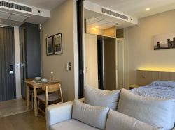 For Rent ! at Ashton Asoke  25,000  THB/Month 1 Bedroom 1 Bathroom  34 Sqm. BTS Asoke  Code  2985