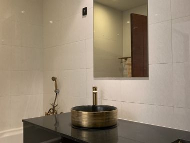 For sale / rent !City resort sukhumvit 11 8,000,000 baht / half transfer fee Rent 30,000 1 bedrooms, 1 bathroom Size 66.08 sq m. Near BTS Nana Chak Code 2987