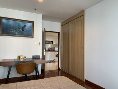 For sale / rent !City resort sukhumvit 11 8,000,000 baht / half transfer fee Rent 30,000 1 bedrooms, 1 bathroom Size 66.08 sq m. Near BTS Nana Chak Code 2987