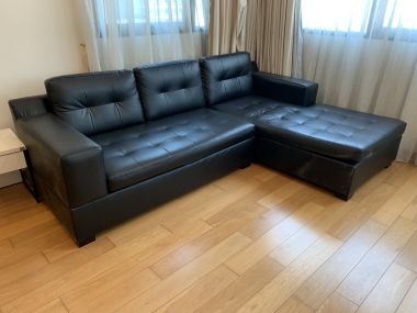 ปล่อยเช่า ! Sathon Gardens  25,000 บาท/เดือน  1 Bedroom  1 ห้องน้ำ ขนาด 65 ตร.ม. ใกล้  BTS ลุมพีนี รหัส 2990