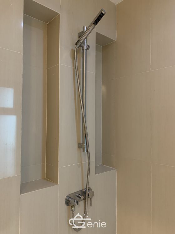 For Rent ! Sathon Gardens 25,000 baht/month 1 Bedroom 1 Bathroom Size 65 sq.m. Near BTS Lumpini Code 2990