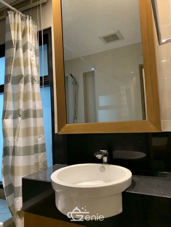 For Rent ! Sathon Gardens 25,000 baht/month 1 Bedroom 1 Bathroom Size 65 sq.m. Near BTS Lumpini Code 2990