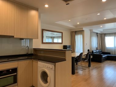 ปล่อยเช่า ! Sathon Gardens  25,000 บาท/เดือน  1 Bedroom  1 ห้องน้ำ ขนาด 65 ตร.ม. ใกล้  BTS ลุมพีนี รหัส 2990