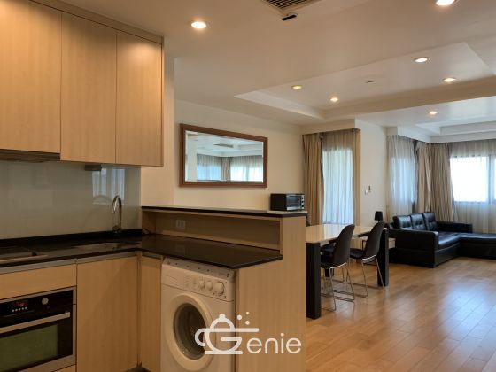 For Rent ! Sathon Gardens 25,000 baht/month 1 Bedroom 1 Bathroom Size 65 sq.m. Near BTS Lumpini Code 2990