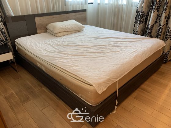 For Rent ! Sathon Gardens 25,000 baht/month 1 Bedroom 1 Bathroom Size 65 sq.m. Near BTS Lumpini Code 2991