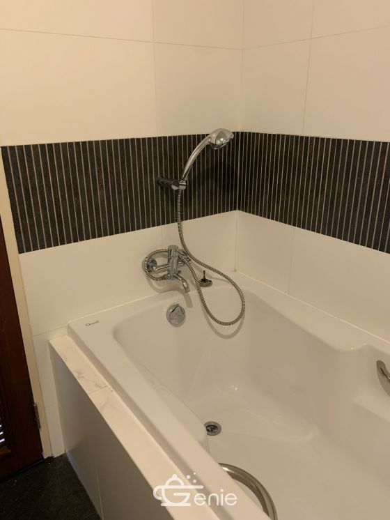 For Rent ! at Urbana Sathorn 35,000 THB/Month 1 Bedroom 1 Bathroom 69 Sqm. BTS Chong Nonsi Code 2992