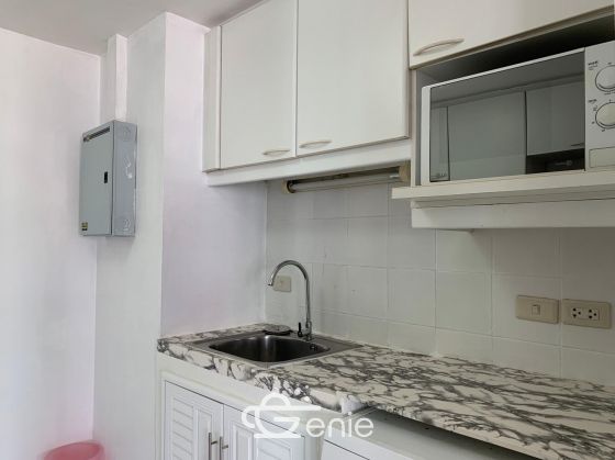 For Rent ! Navin Court 40,000baht/month 2 Bedroom 2 Bathroom Size 93 sq.m. Near BTS Phloen Chit Code 2993