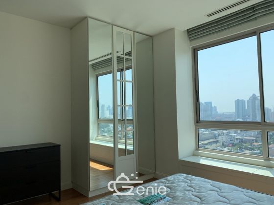 For Rent ! at The lofts Yennakart 30,000 THB/Month 2 Bedroom 2 Bathroom 68.7 Sqm. Code