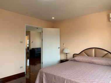 ปล่อยเช่า ! Navin Court  35,000 บาท/เดือน  3 ห้องนอน  2 ห้องน้ำ  ขนาด 100 ตร.ม. ใกล้  BTS เพลินจิต รหัส 2996