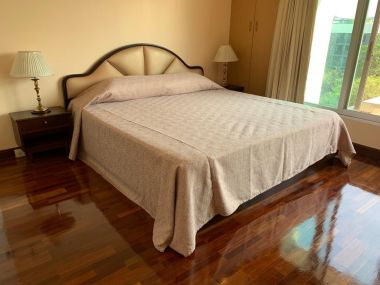 ปล่อยเช่า ! Navin Court  35,000 บาท/เดือน  3 ห้องนอน  2 ห้องน้ำ  ขนาด 100 ตร.ม. ใกล้  BTS เพลินจิต รหัส 2996