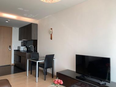 ปล่อยเช่า ! Via 49  40,000 บาท/เดือน  1 Bedroom  1 ห้องน้ำ ขนาด 45 ตร.ม. ใกล้  BTS  ทองหล่อ รหัส 2999