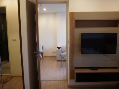 ** ขายด่วน! ** Rhythm Sukhumvit 50 พร้อมให้คุณเป็นเจ้าของ เพียง 5,890,000บาท รวมค่าใช้จ่ายทุกอย่าง 1 ห้องนอน 1 ห้องน้ำ 45ตรม. ใกล้ BTS อ่อนนุช เฟอร์นิเจอร์ครบพร้อมเข้าอยู่ (ราคาต่อรองได้) PROP000300