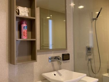 For Sale / Rent ! at LIV@49 Sale 6,500,000 / All include  30,000  THB/ Month  1 Bedroom 1 Bathroom  43 Sqm. BTS Thonglor   Code 3003