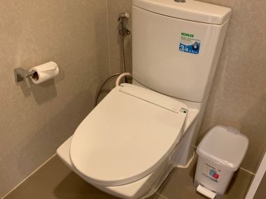 For Sale / Rent ! at LIV@49 Sale 6,500,000 / All include  30,000  THB/ Month  1 Bedroom 1 Bathroom  43 Sqm. BTS Thonglor   Code 3003