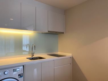 For Sale / Rent ! at LIV@49 Sale 6,500,000 / All include  30,000  THB/ Month  1 Bedroom 1 Bathroom  43 Sqm. BTS Thonglor   Code 3003