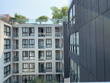 For Sale / Rent ! at LIV@49 Sale 6,500,000 / All include  30,000  THB/ Month  1 Bedroom 1 Bathroom  43 Sqm. BTS Thonglor   Code 3003