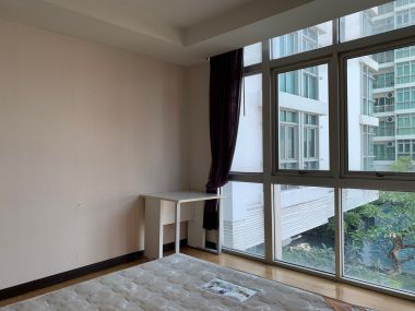 For  Rent ! at Nusasiri Grand  70,000  THB/ Month  3 Bedroom 3 Bathroom  140 Sqm. BTS Ekkamai  Code 3004